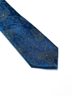 Corbata Clasica Before