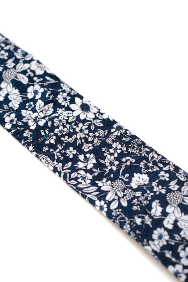 Saona 2 Corbata Floreada Saona